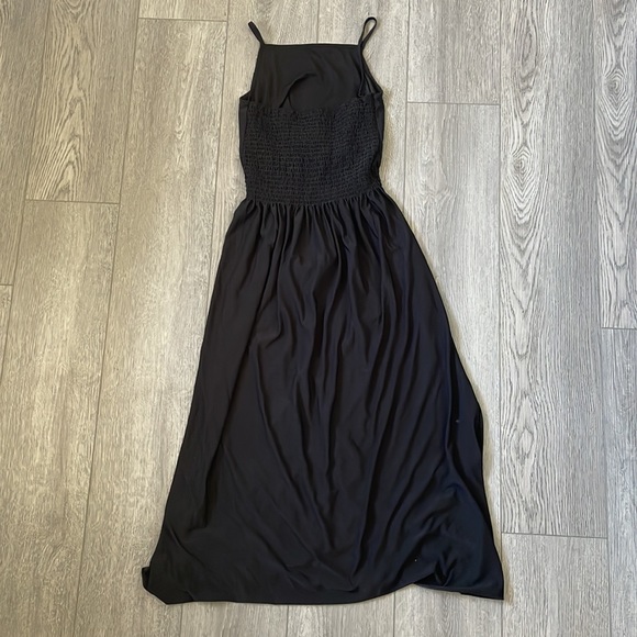 Black Dress - Picture 7 of 10